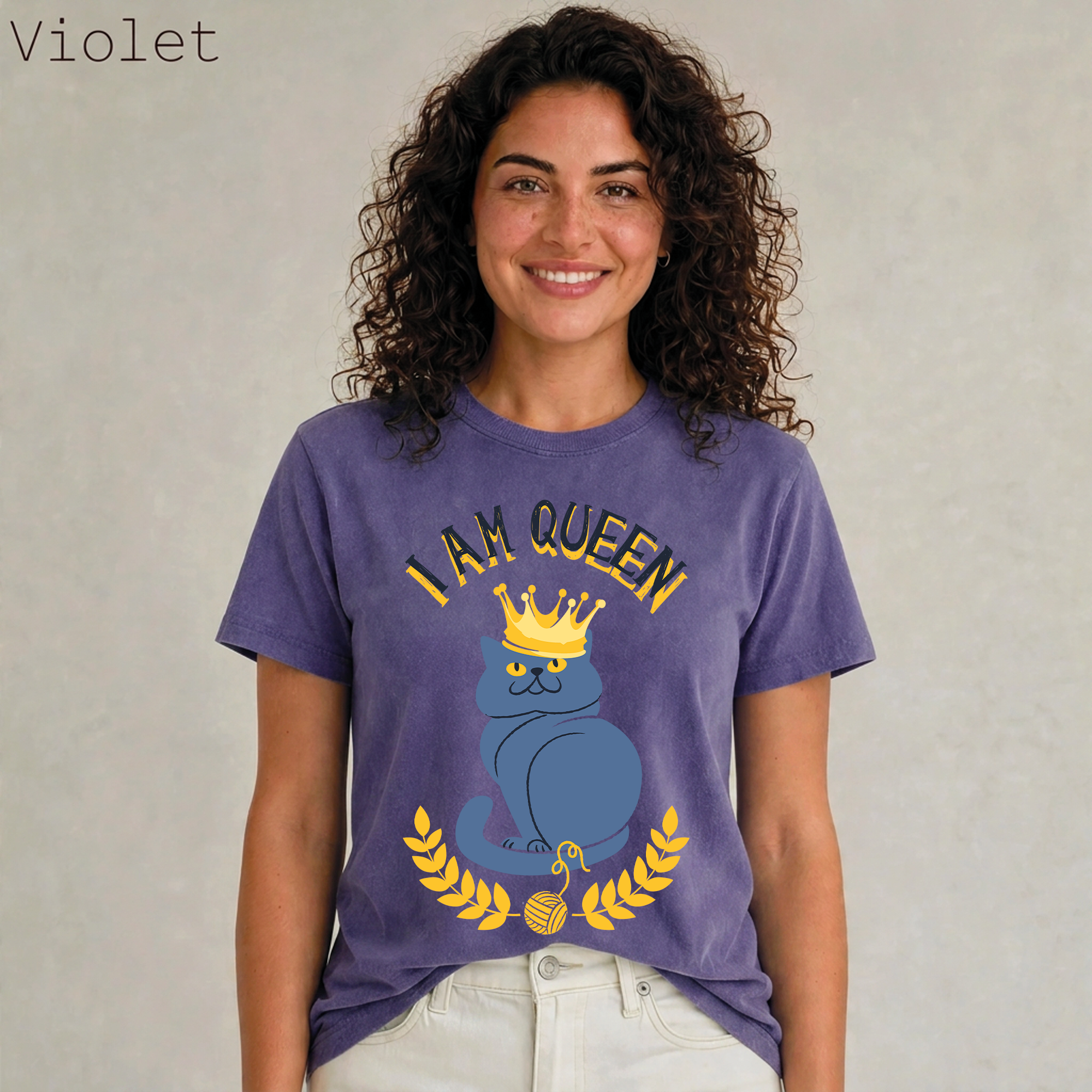 I Am Queen Crown Cat Graphic Tee